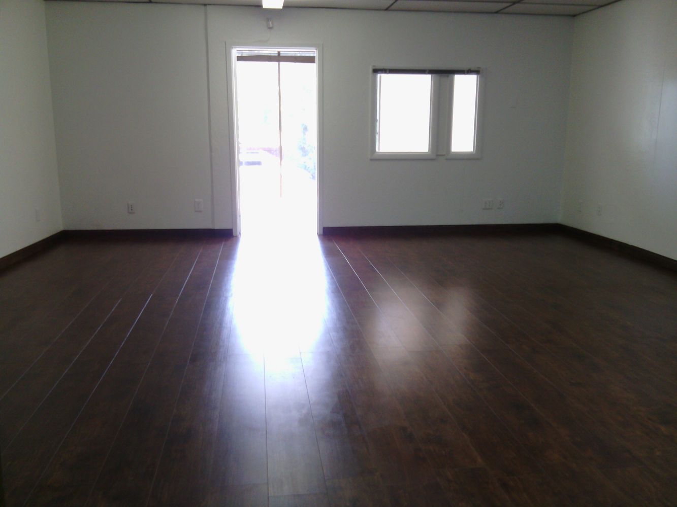 LARGE OPEN SPACE, PRIVATE OFFICE. SEVERAL USES